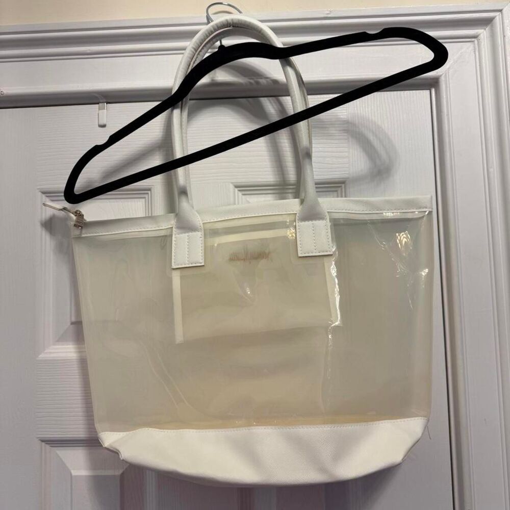 Neiman-marcus Women's White and Cream Bag